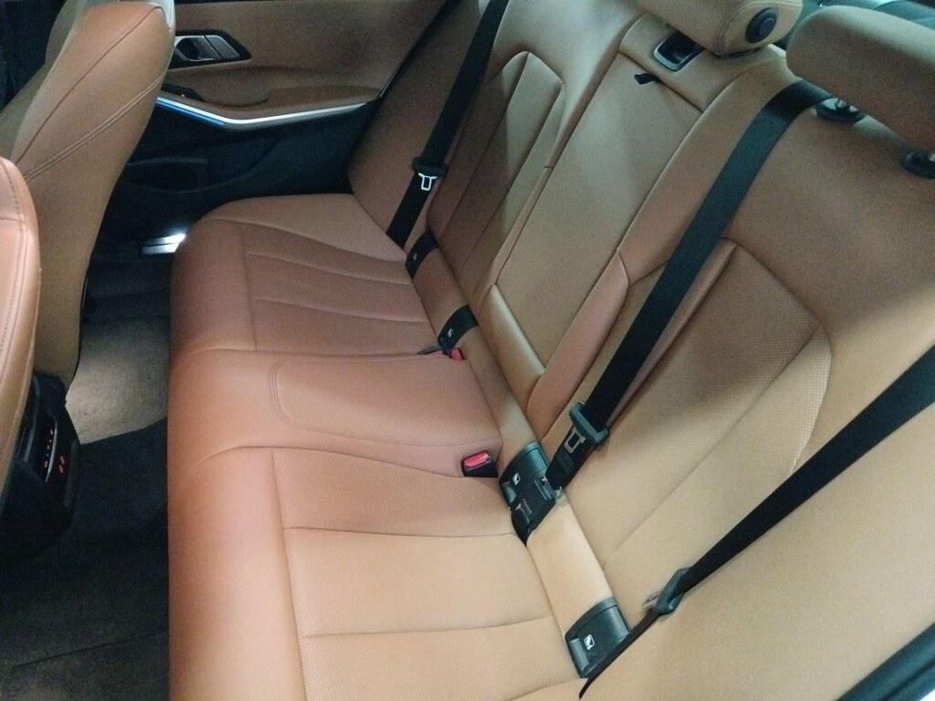 BMW Serie 3 318d mhev 48V Sport auto