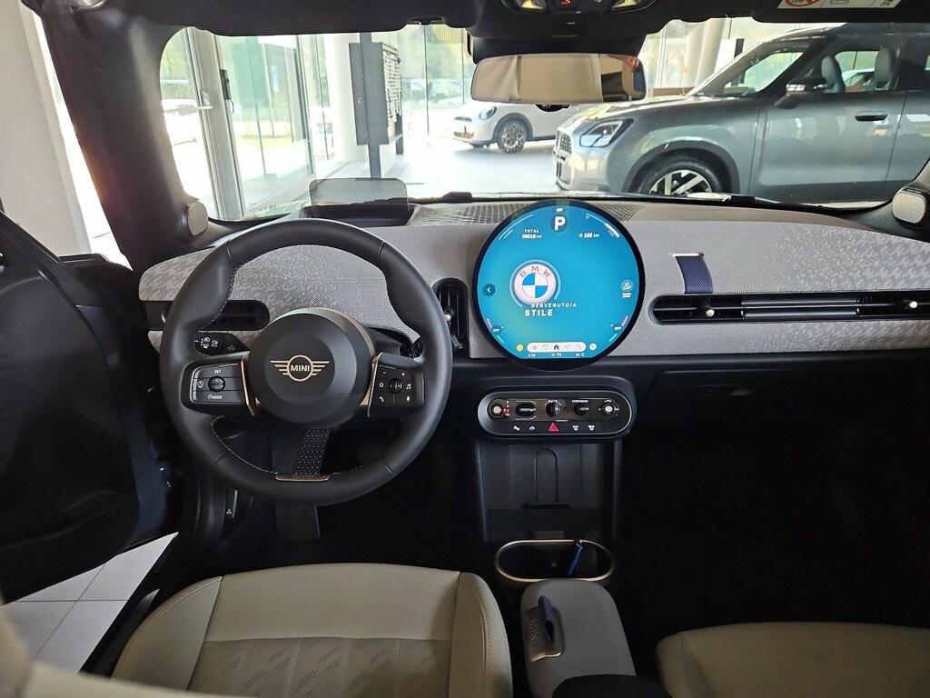 Mini Mini Cooper Cabrio 2.0 S Favoured auto