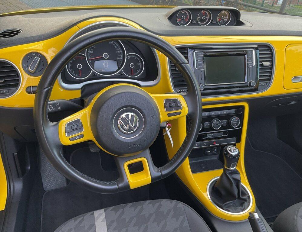 Volkswagen Maggiolino Cabrio 1.2 tsi Design 105cv