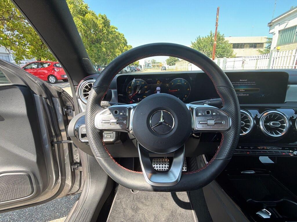 Mercedes CLA 200 d Premium auto