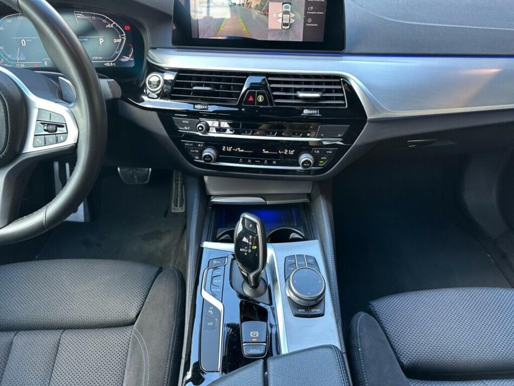 BMW Serie 5 520d mhev 48V xdrive Msport auto