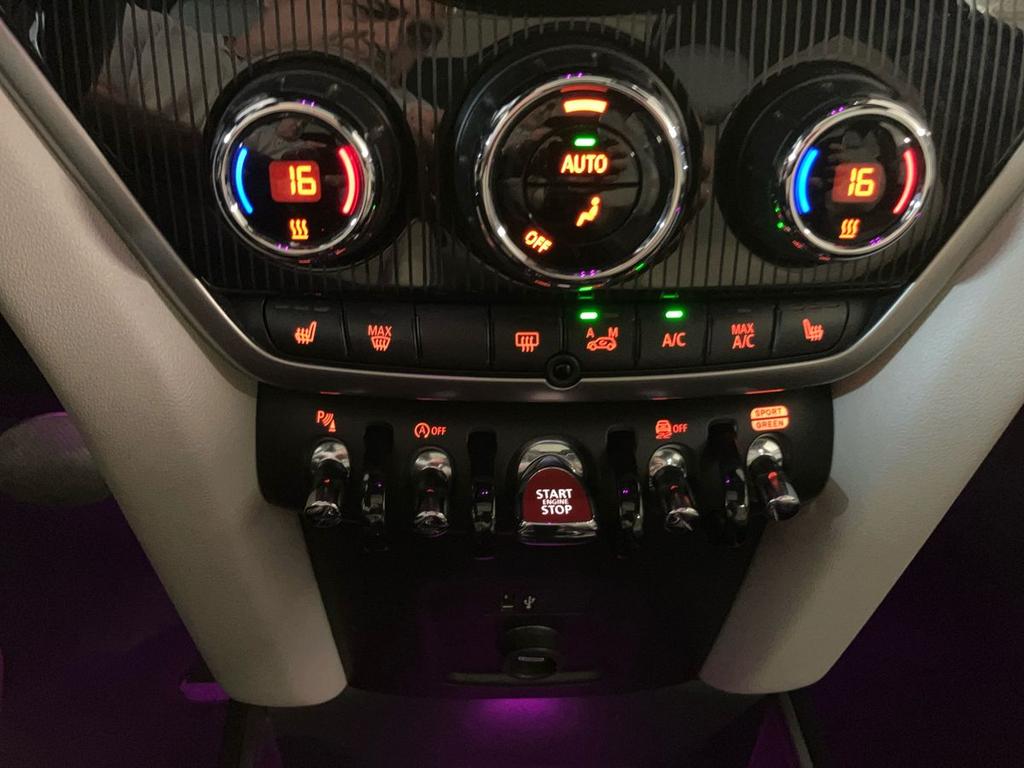 Mini Cooper SD Countryman 2.0 Cooper SD Hype auto