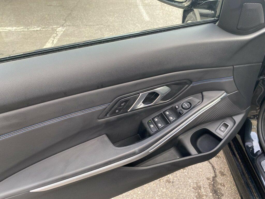 BMW Serie 3 320d Touring mhev 48V Msport xdrive auto