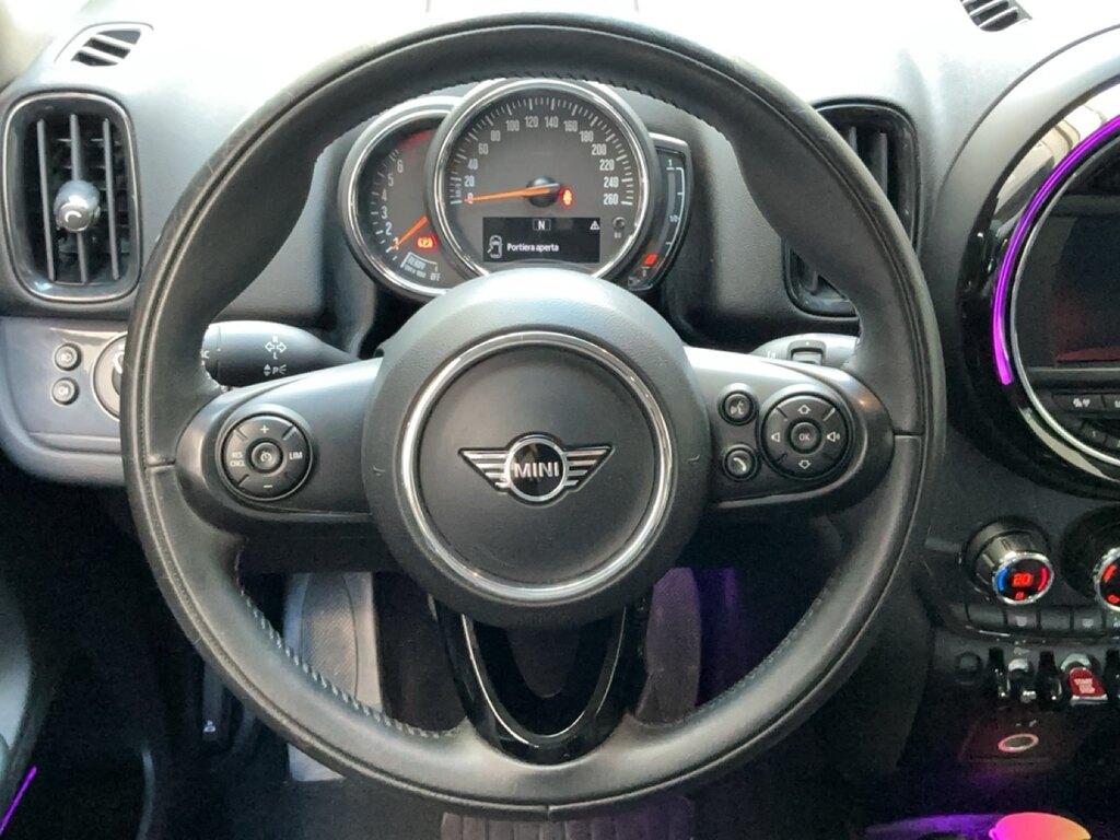 Mini Cooper 1.5 Baker Street