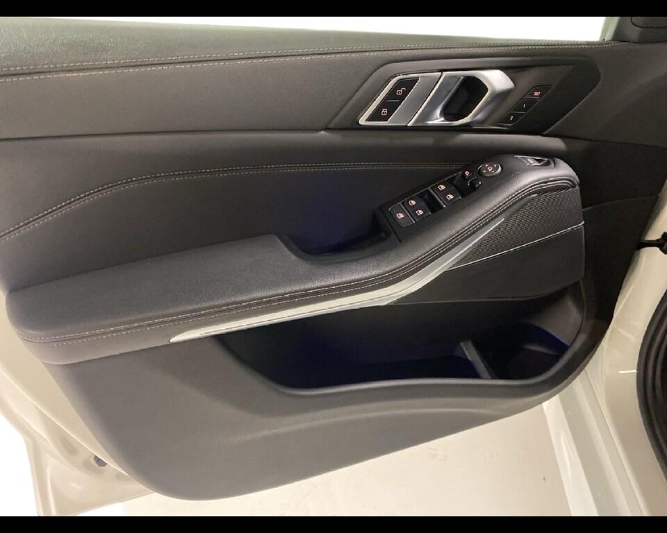 BMW X5 xdrive30d mhev 48V Msport auto