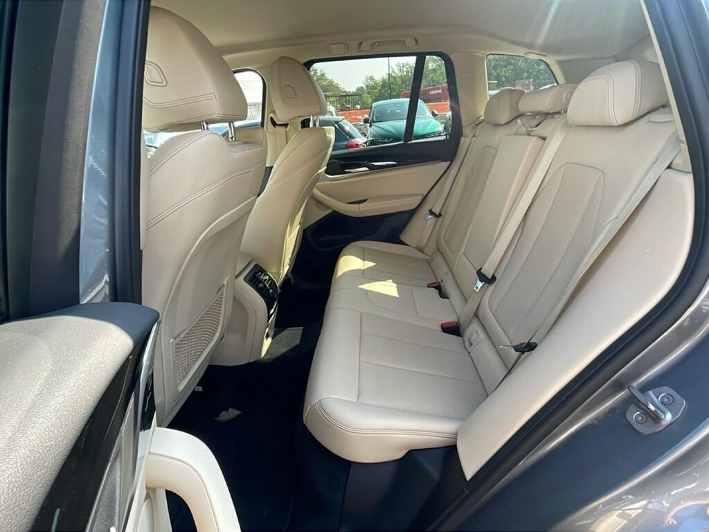 BMW X3 xdrive20d mhev 48V auto