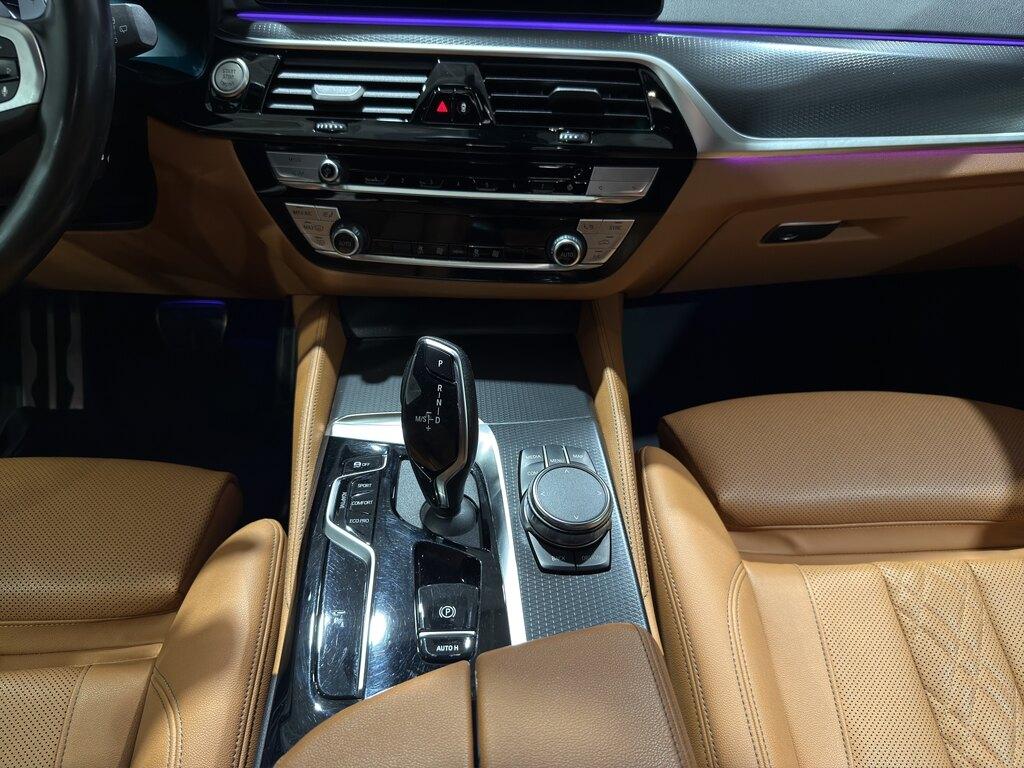 BMW Serie 5 520d Touring mhev 48V xdrive Msport auto