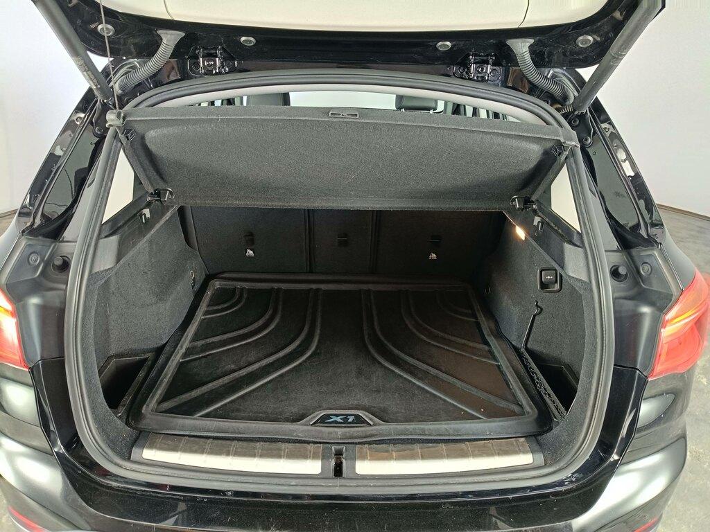 BMW X1 sdrive18d xLine auto my18