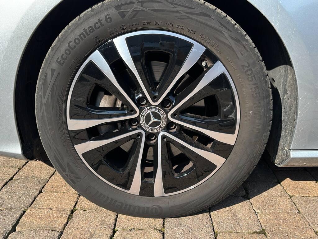 Mercedes CLA Shooting Brake 180 d Advanced auto