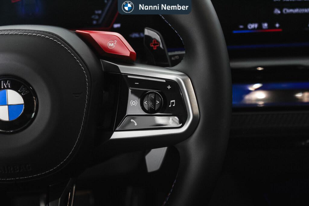 BMW M5 4.4 727cv auto