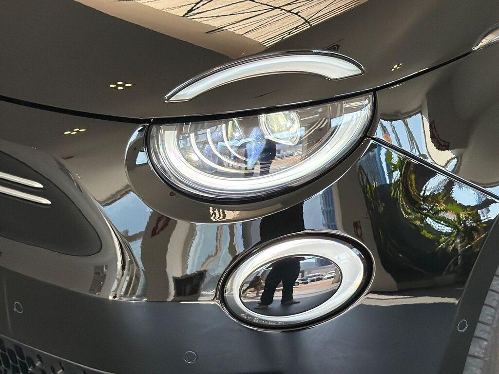 Fiat 500 e 3+1 La Prima