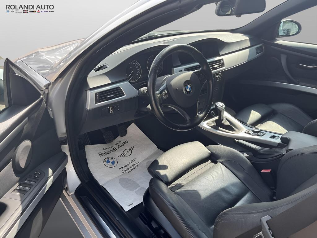 BMW Serie 3 320i Cabrio Attiva 170cv