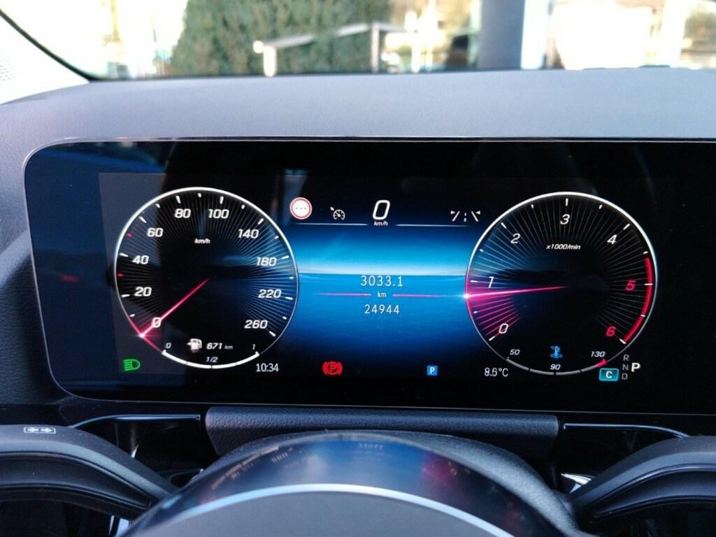 Mercedes GLA 180 d Advanced auto