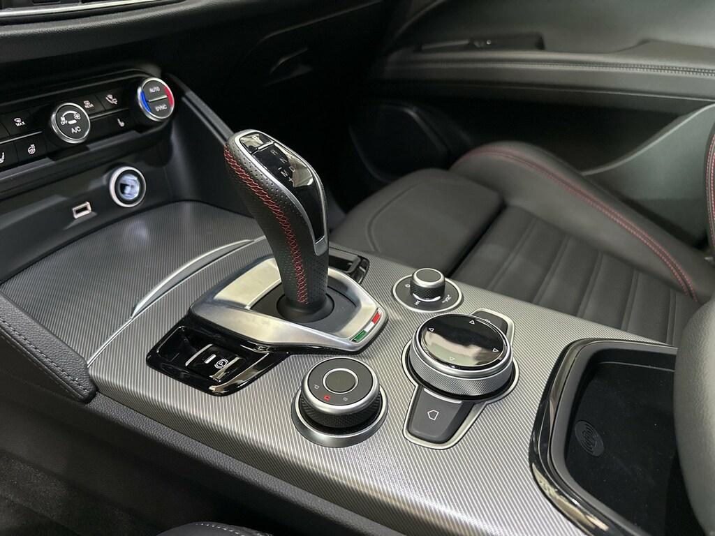 Alfa Romeo Stelvio 2.2 t Competizione Q4 210cv auto