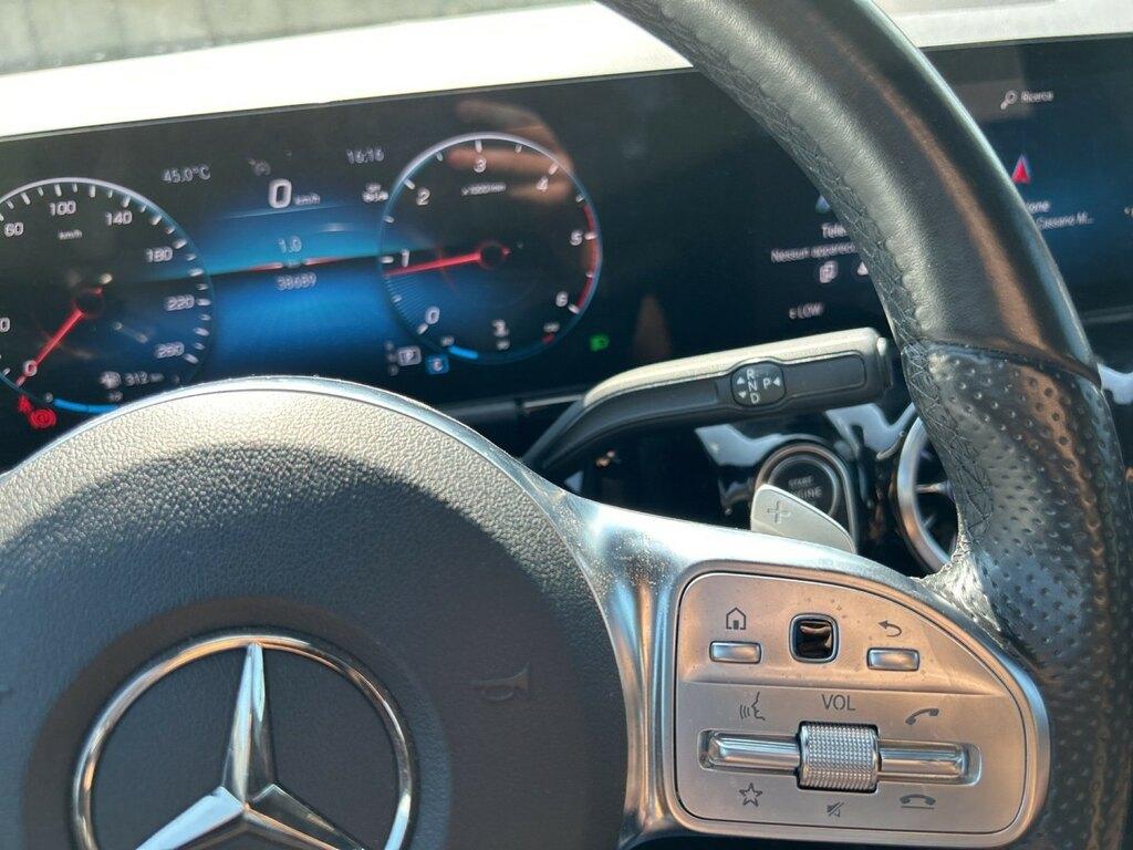 Mercedes GLA 200 d Premium auto