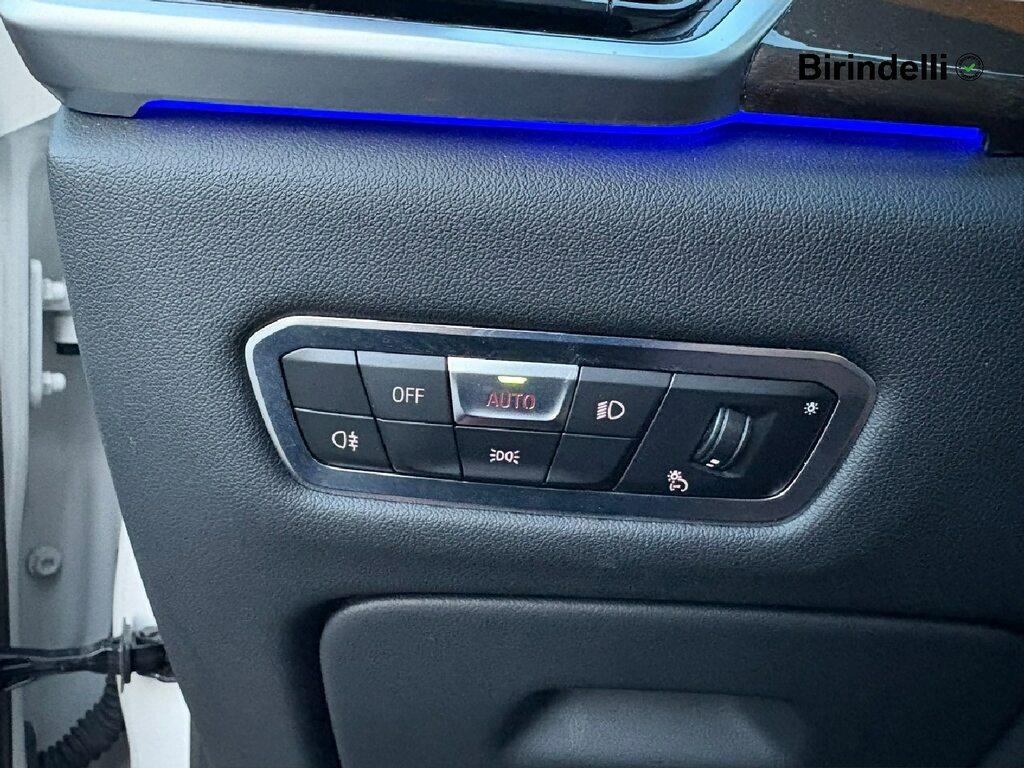 BMW X5 xdrive30d mhev 48V xLine auto
