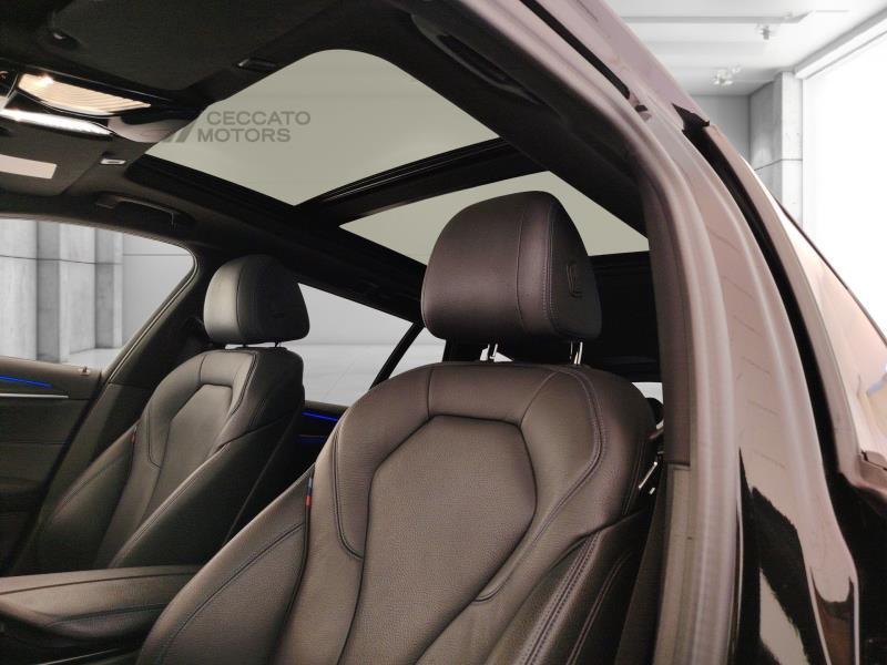 BMW Serie 5 530d Touring mhev 48V xdrive Msport auto