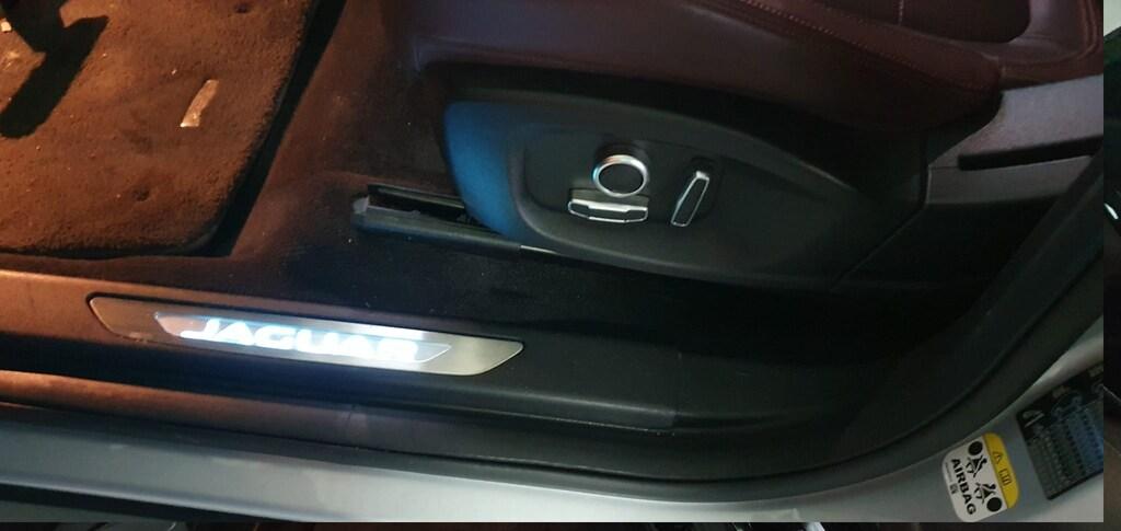 Jaguar E-Pace 2.0 D204 R-Dynamic SE awd auto