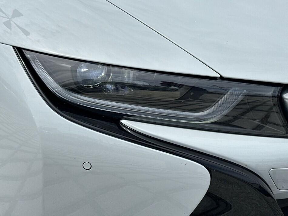 BMW i8 Coupe 1.5 auto