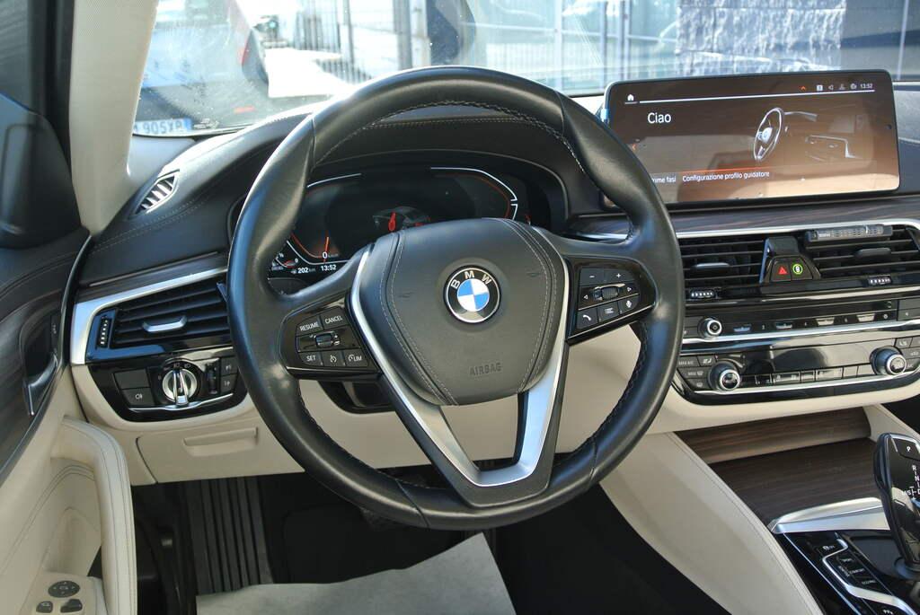 BMW Serie 5 530d mhev 48V xdrive Luxury auto