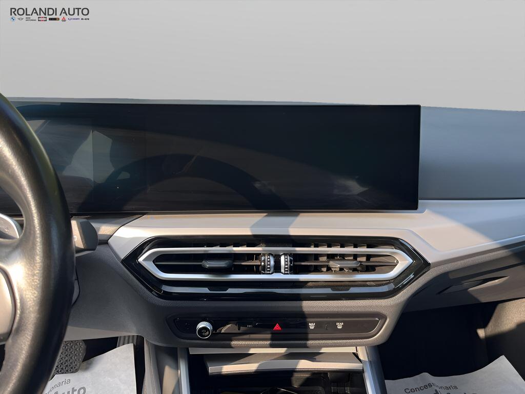 BMW Serie 3 318d Touring mhev 48V auto