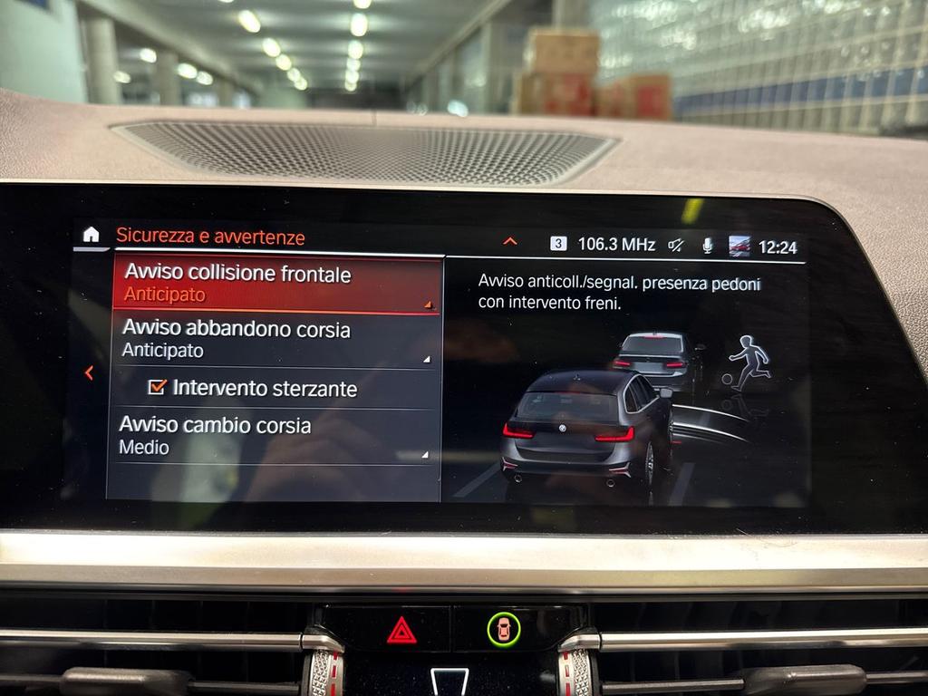 BMW Serie 3 320d Touring mhev 48V xdrive Luxury auto