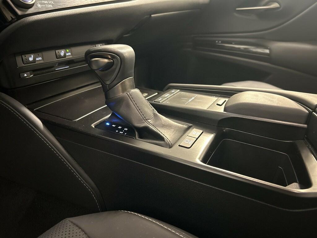 Lexus ES 300 h 2.5 Executive cvt