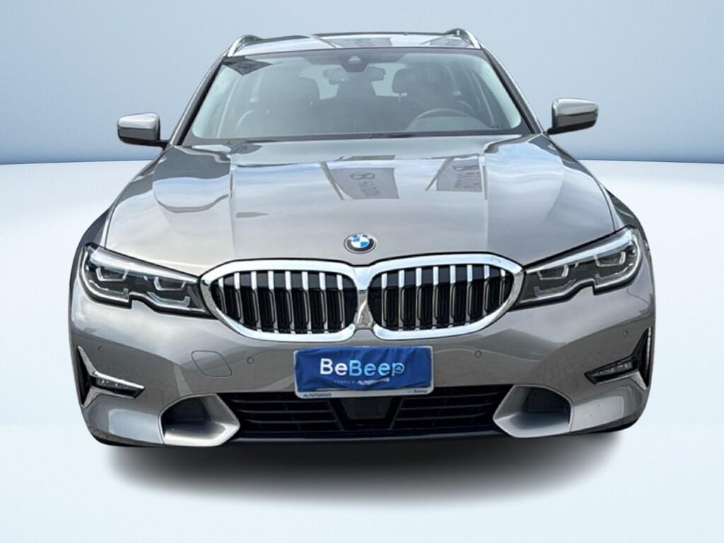 BMW Serie 3 320d Touring mhev 48V xdrive Luxury auto