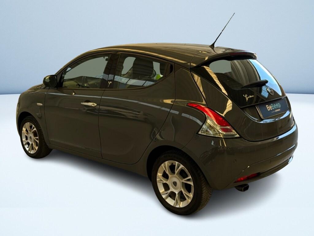 Lancia Ypsilon 1.2 8v Gold s/CL 69cv E6