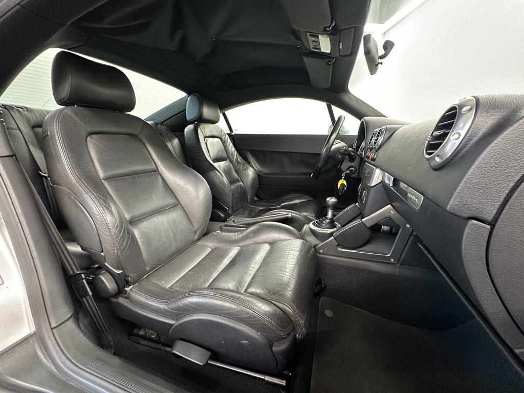 Audi TT 1.8t quattro