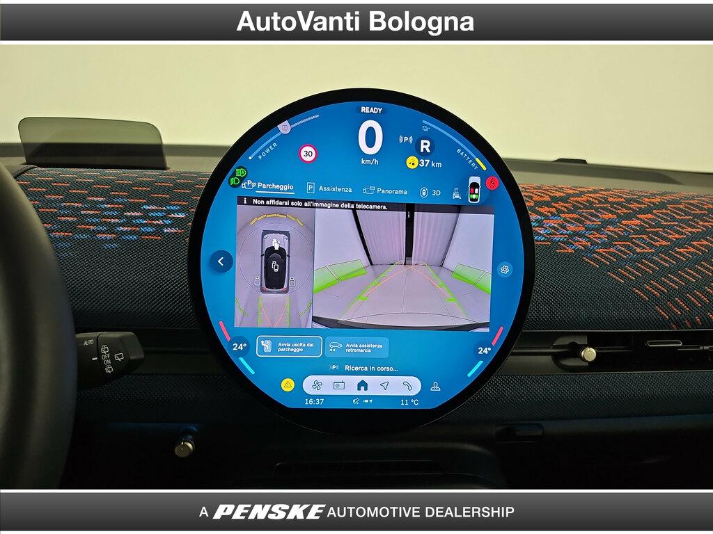 Mini Mini Aceman E Favoured