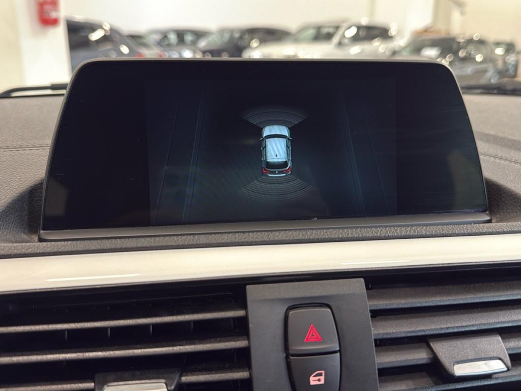 BMW Serie 1 116d Urban 5p