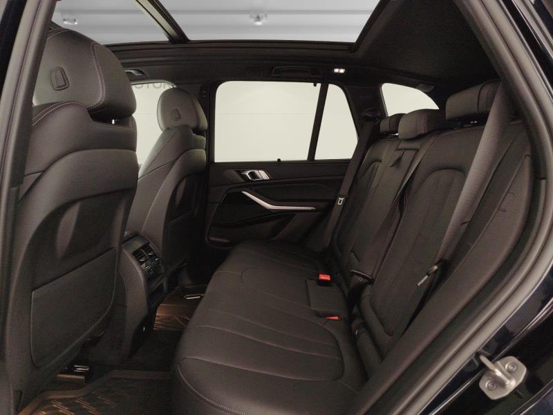 BMW X5 xdrive30d mhev 48V Msport auto