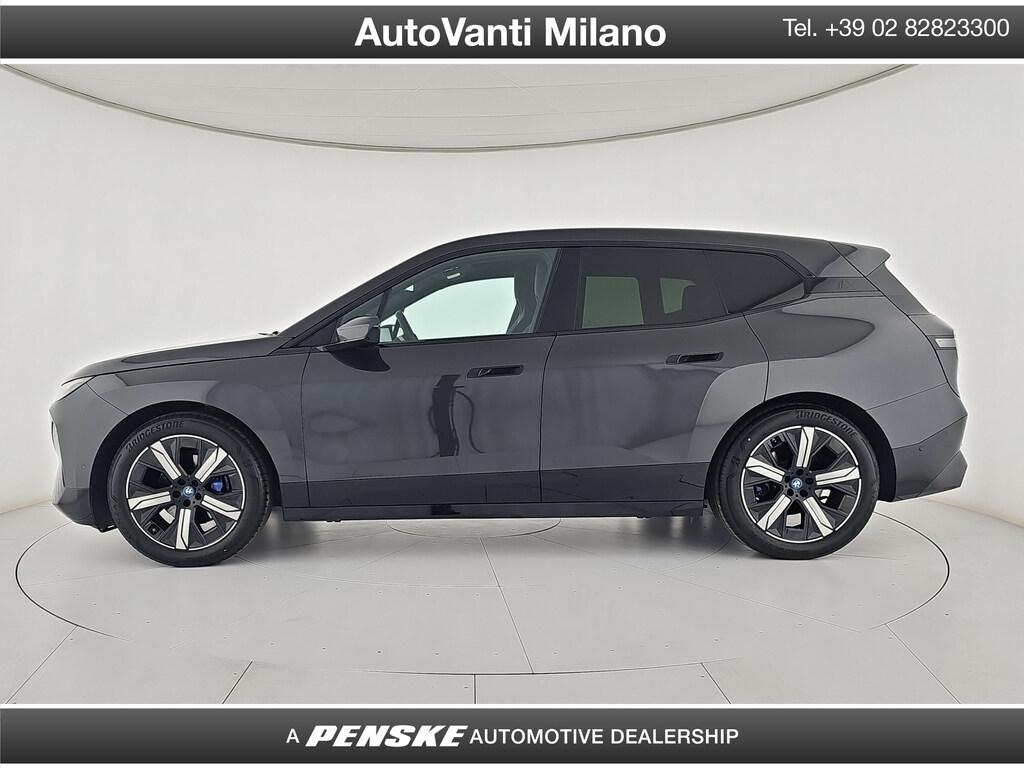 BMW iX xdrive50 pacchetto sportivo