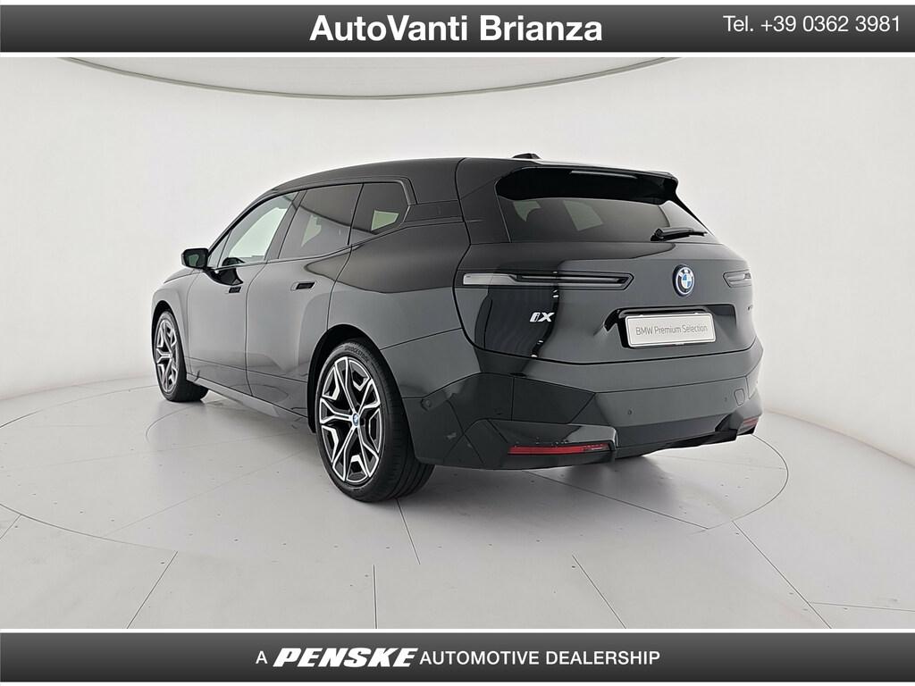 BMW iX xdrive50 pacchetto sportivo
