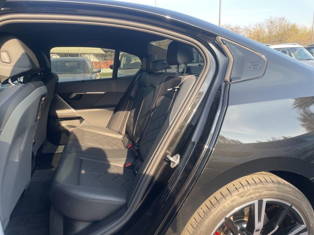 BMW Serie 5 520d 48V xdrive M Sport Pro auto