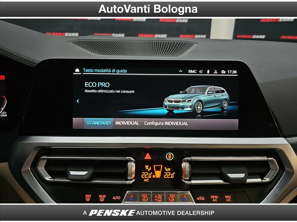 BMW Serie 3 320d Touring mhev 48V xdrive Luxury auto