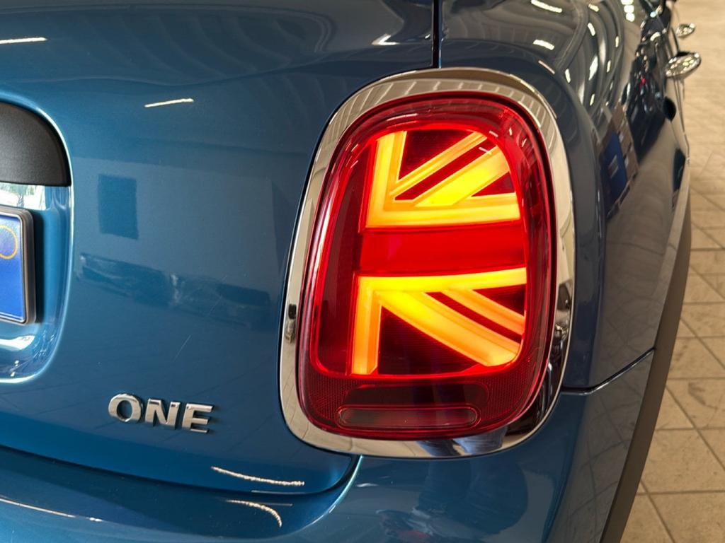 Mini Mini 5p 1.5 One Camden 102cv auto
