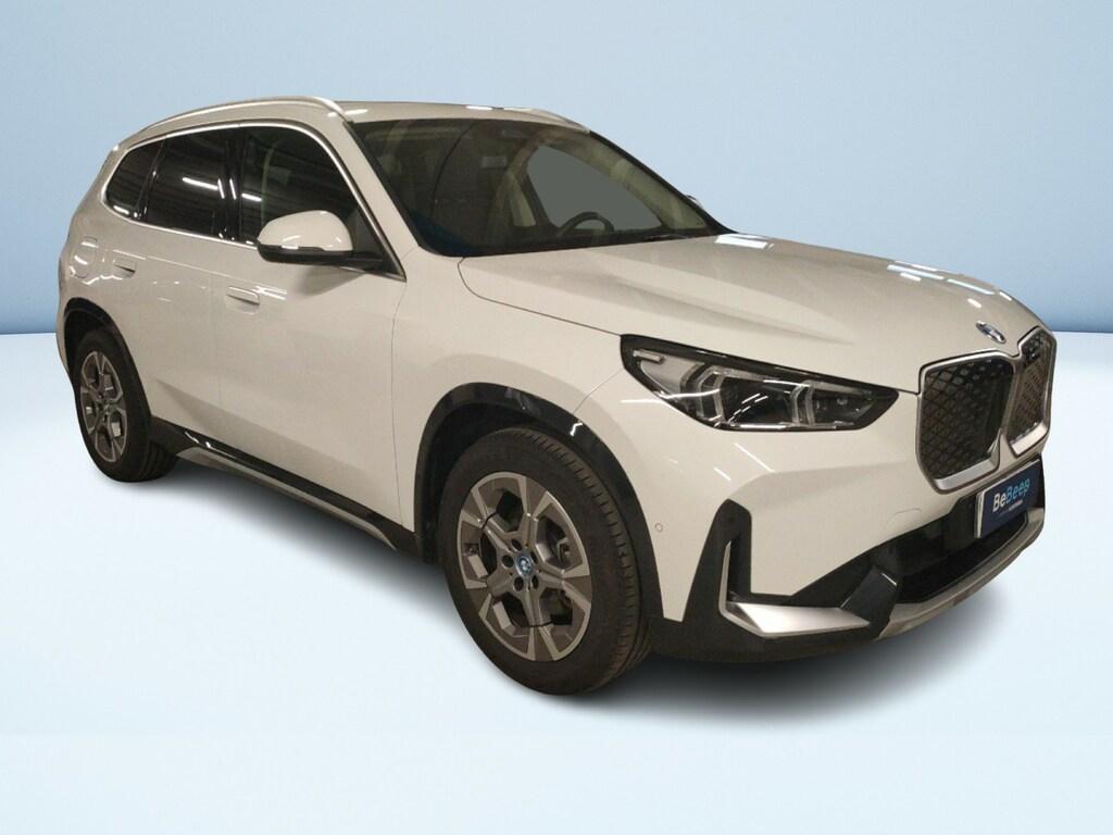 BMW iX1 edrive 20 X-Line