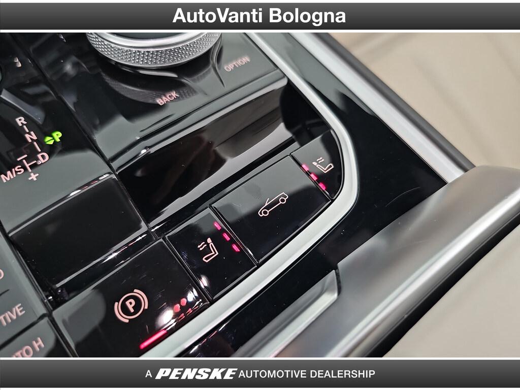 BMW Serie 8 840d Cabrio mhev 48V xdrive Individual Composition Msport auto