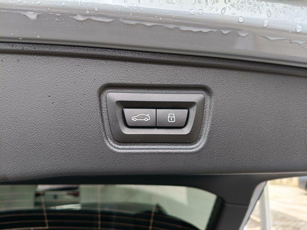 BMW Serie 5 520d Touring 48V xdrive Msport auto