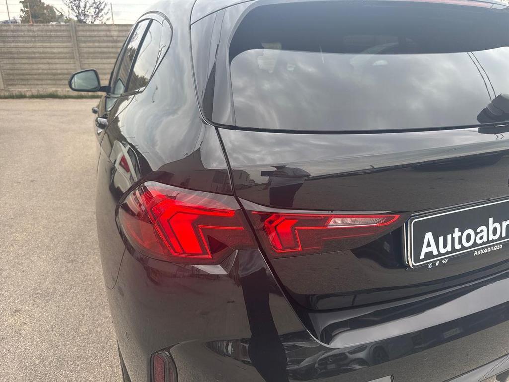 BMW Serie 1 120 48V MSport auto