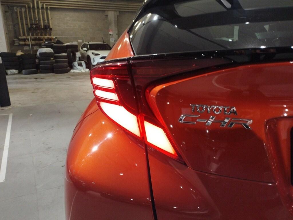 Toyota C-HR 2.0h Premiere e-cvt