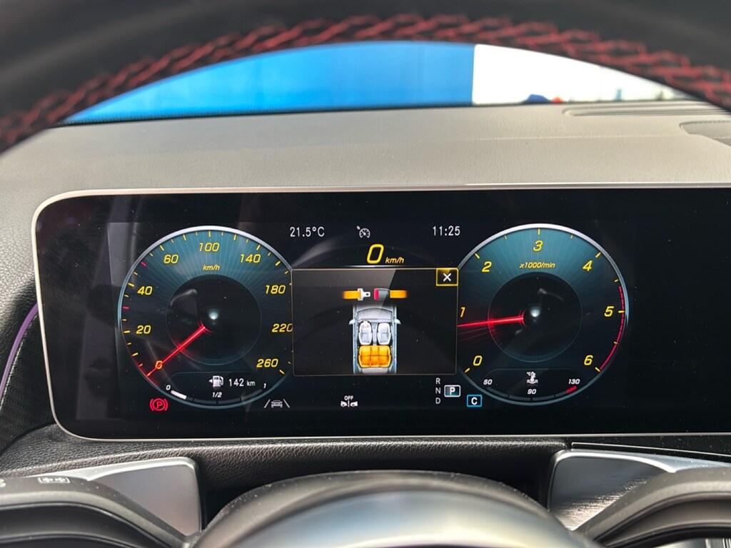Mercedes GLB 180 d Premium auto