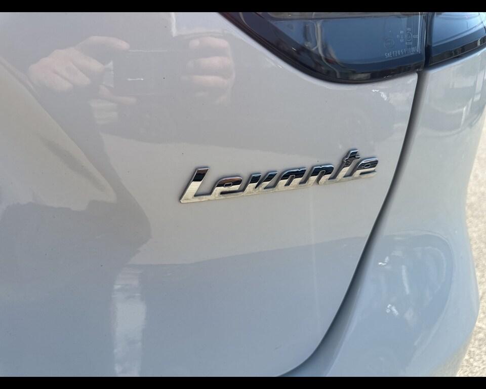 Maserati Levante 2.0 mhev GT 330cv auto