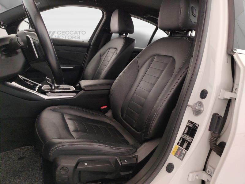BMW Serie 3 330e Luxury auto
