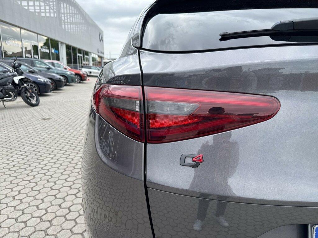 Alfa Romeo Stelvio 2.2 t Sport Tech Q4 190cv auto