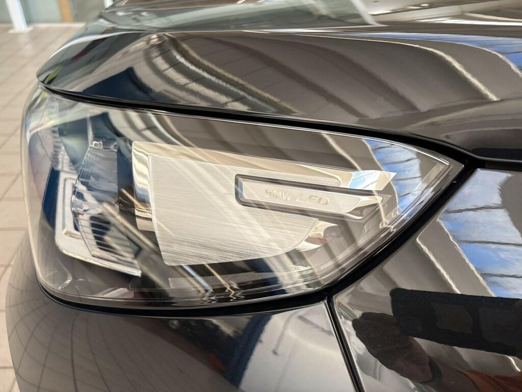 BMW iX1 edrive 20 X-Line