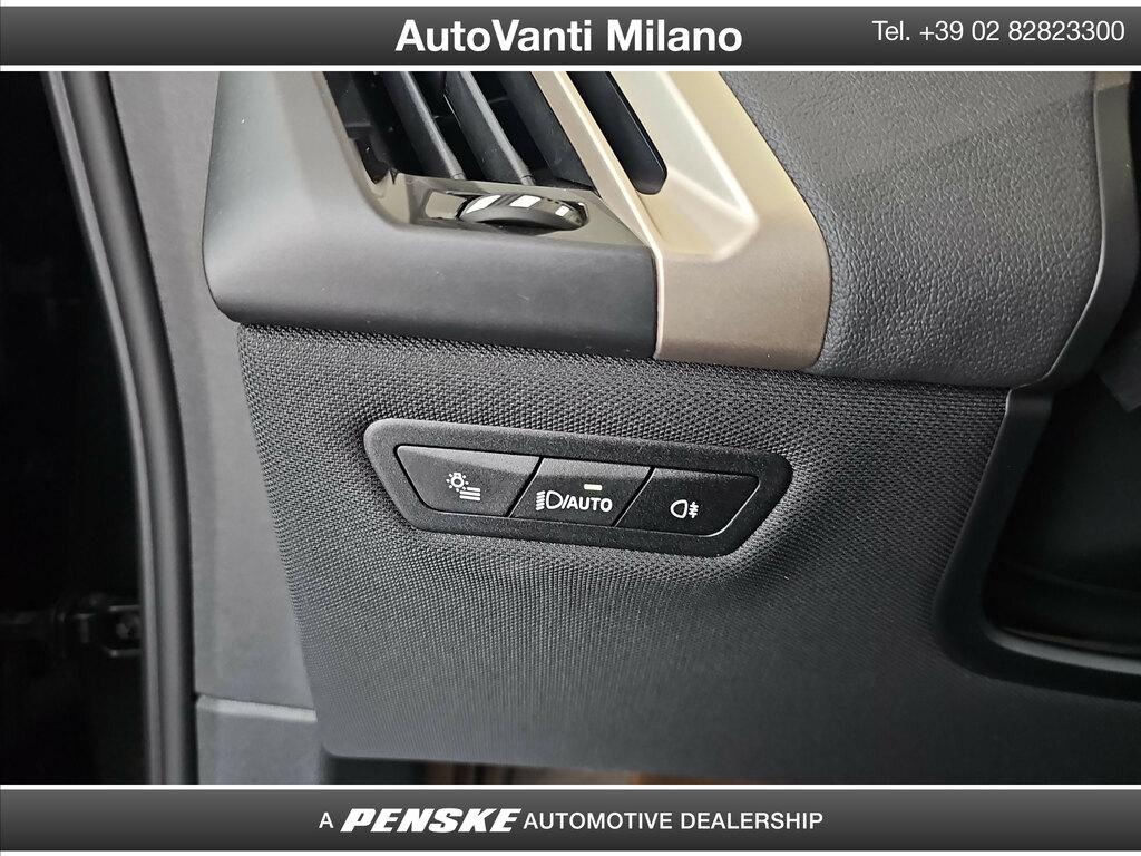 BMW iX xdrive40 pacchetto sportivo