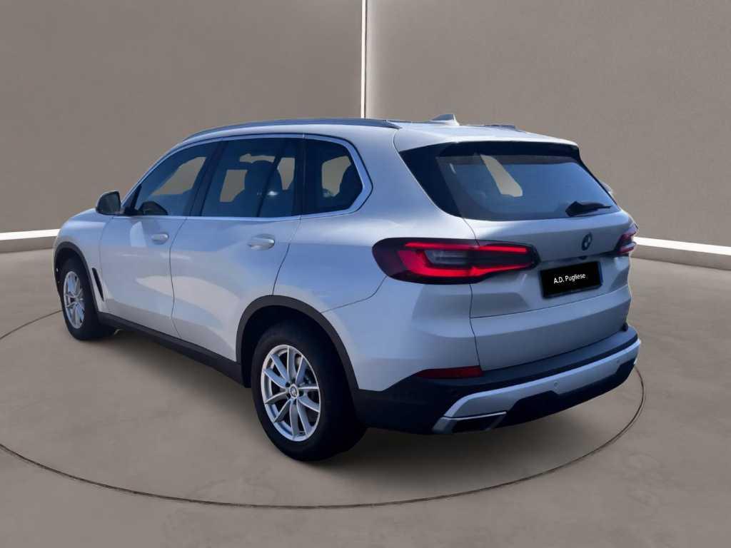 BMW X5 xdrive30d mhev 48V Business auto